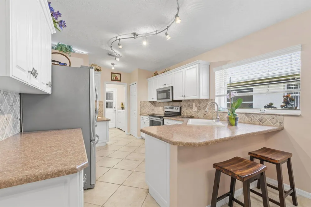6156 Alexandria Circle Fort Pierce, FL 34982