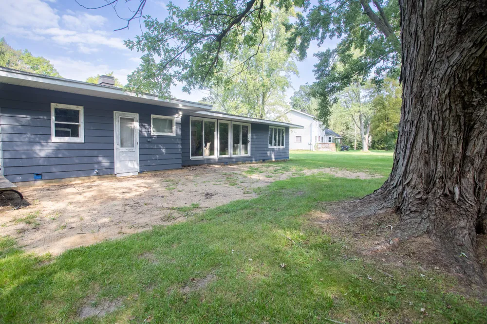 10163 Baldwin Road Bridgman City, MI 49106