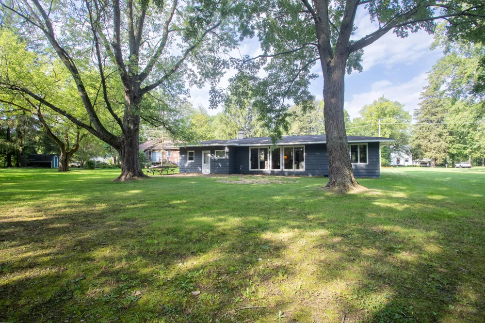 10163 Baldwin Road Bridgman City, MI 49106