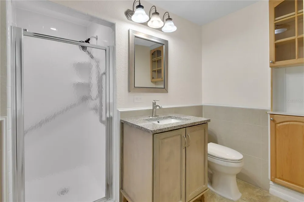 903 E NEW YORK AVENUE Deland, FL 32724