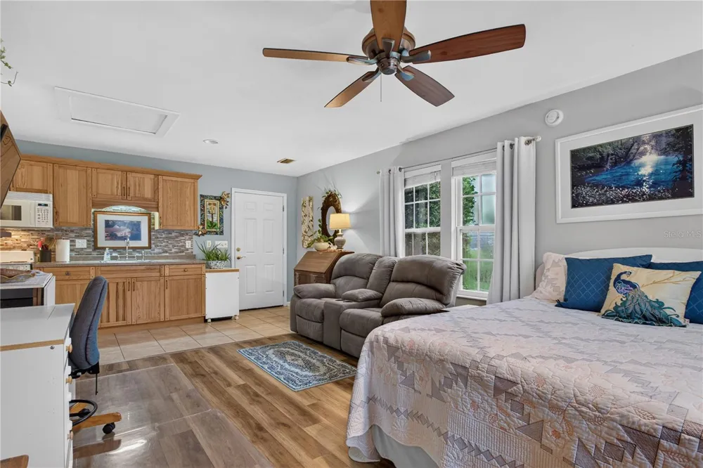 13610 NW 109 LANE Alachua, FL 32615