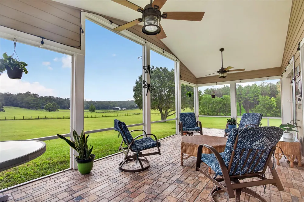13610 NW 109 LANE Alachua, FL 32615