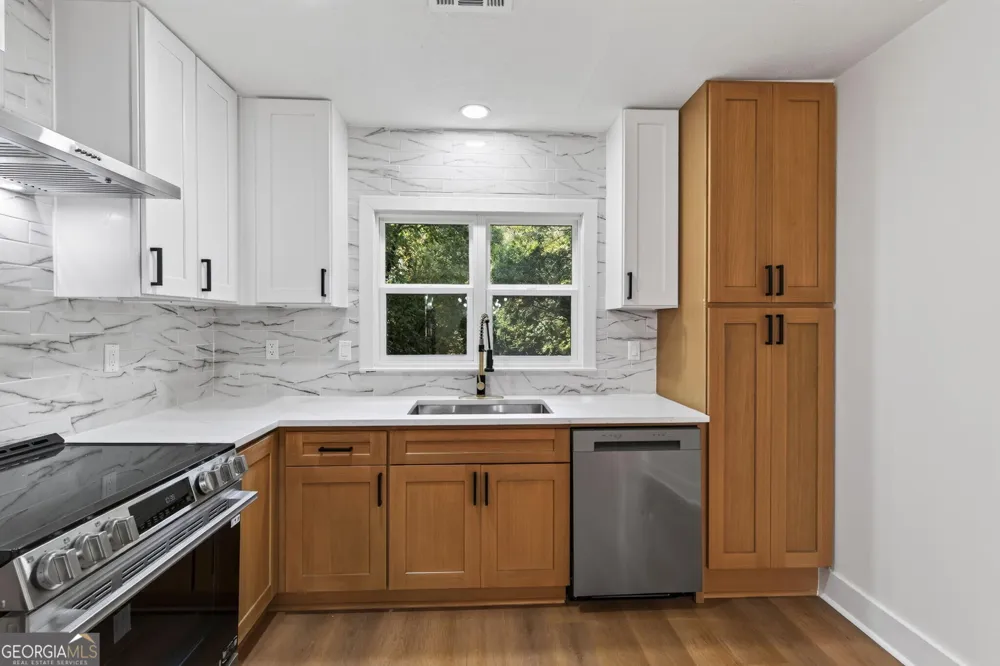 2880 Old Norcross RD Tucker, GA 30084