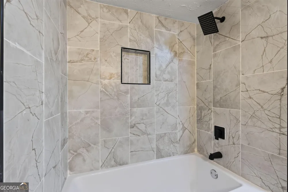 2880 Old Norcross RD Tucker, GA 30084