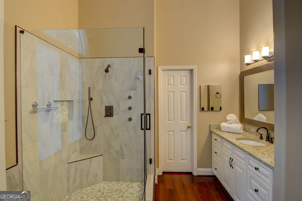 5001 Staverly LN NW Peachtree Corners, GA 30092