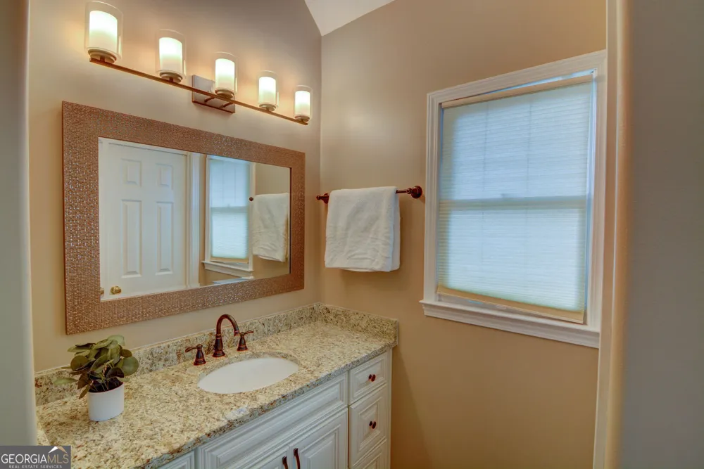 5001 Staverly LN NW Peachtree Corners, GA 30092