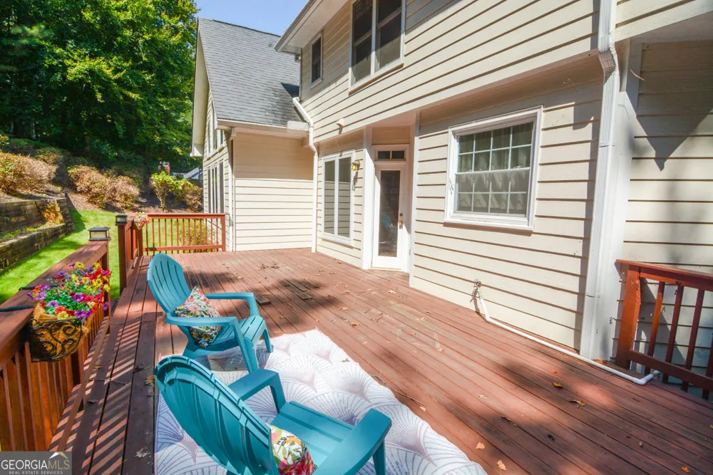 5001 Staverly LN NW Peachtree Corners, GA 30092