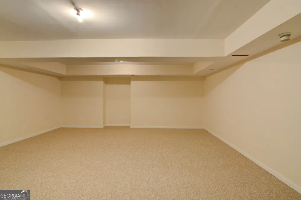 5001 Staverly LN NW Peachtree Corners, GA 30092