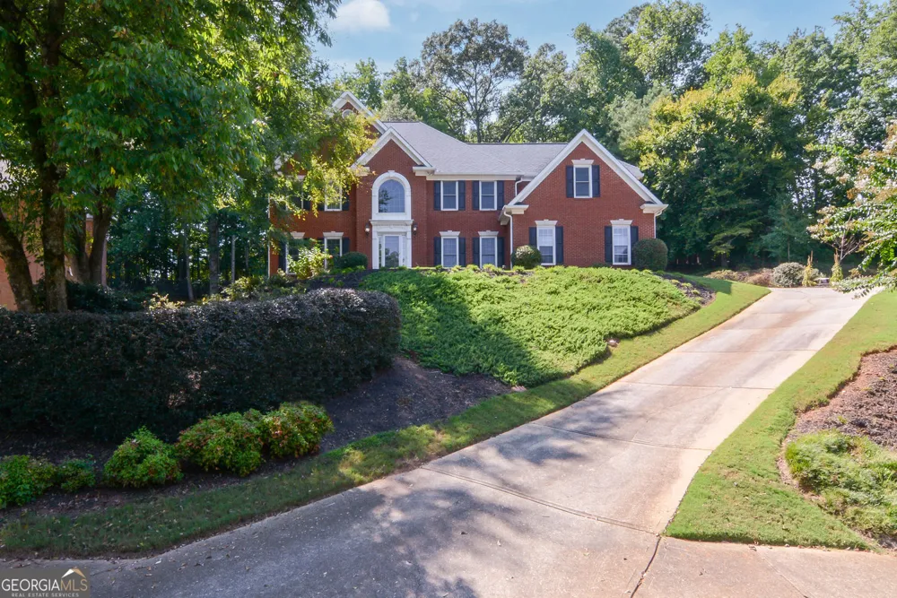 5001 Staverly LN NW Peachtree Corners, GA 30092