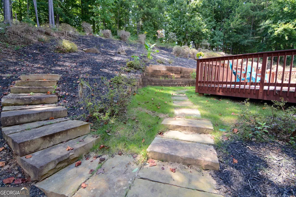5001 Staverly LN NW Peachtree Corners, GA 30092