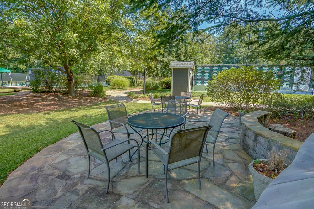 5001 Staverly LN NW Peachtree Corners, GA 30092