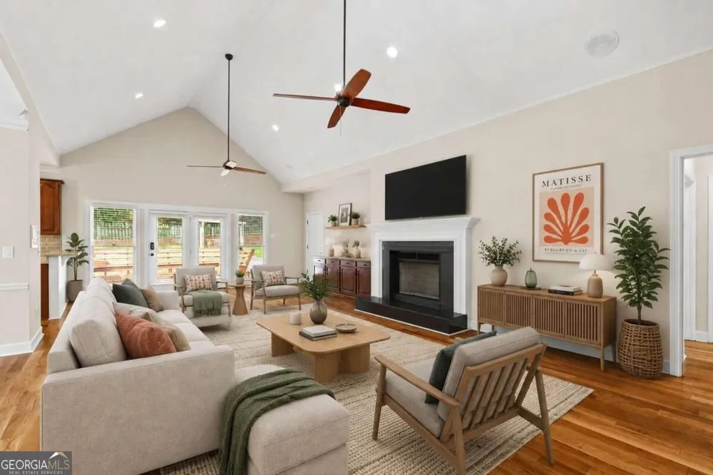 603 Fairway CT Marietta, GA 30068