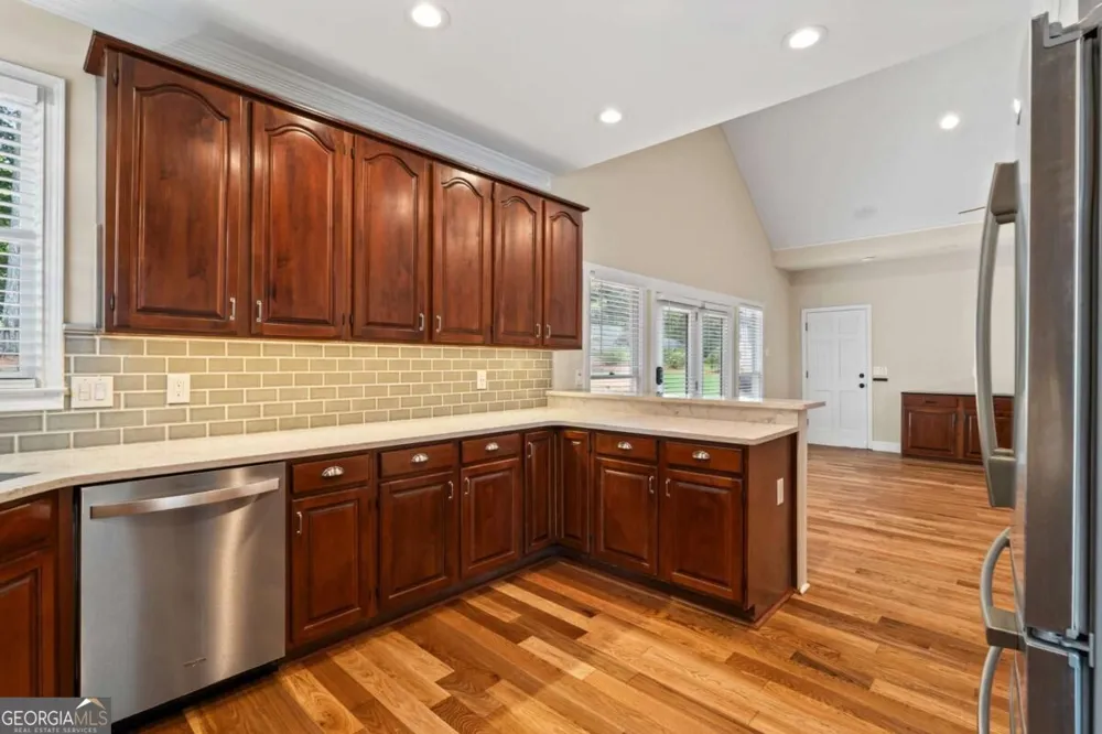 603 Fairway CT Marietta, GA 30068