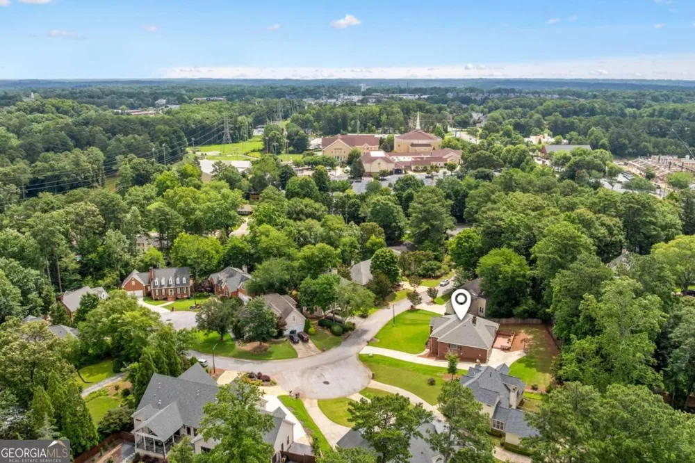 603 Fairway CT Marietta, GA 30068