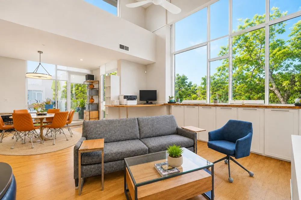 1600 Barton Springs Road #5406 Austin, TX 78704