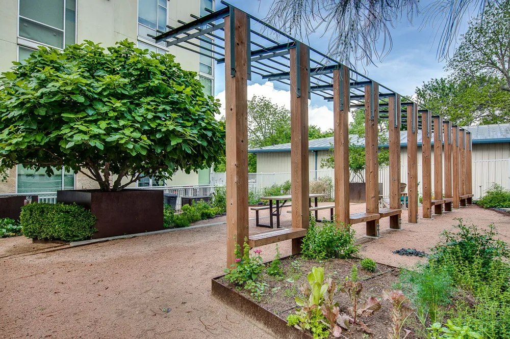 1600 Barton Springs Road #5406 Austin, TX 78704