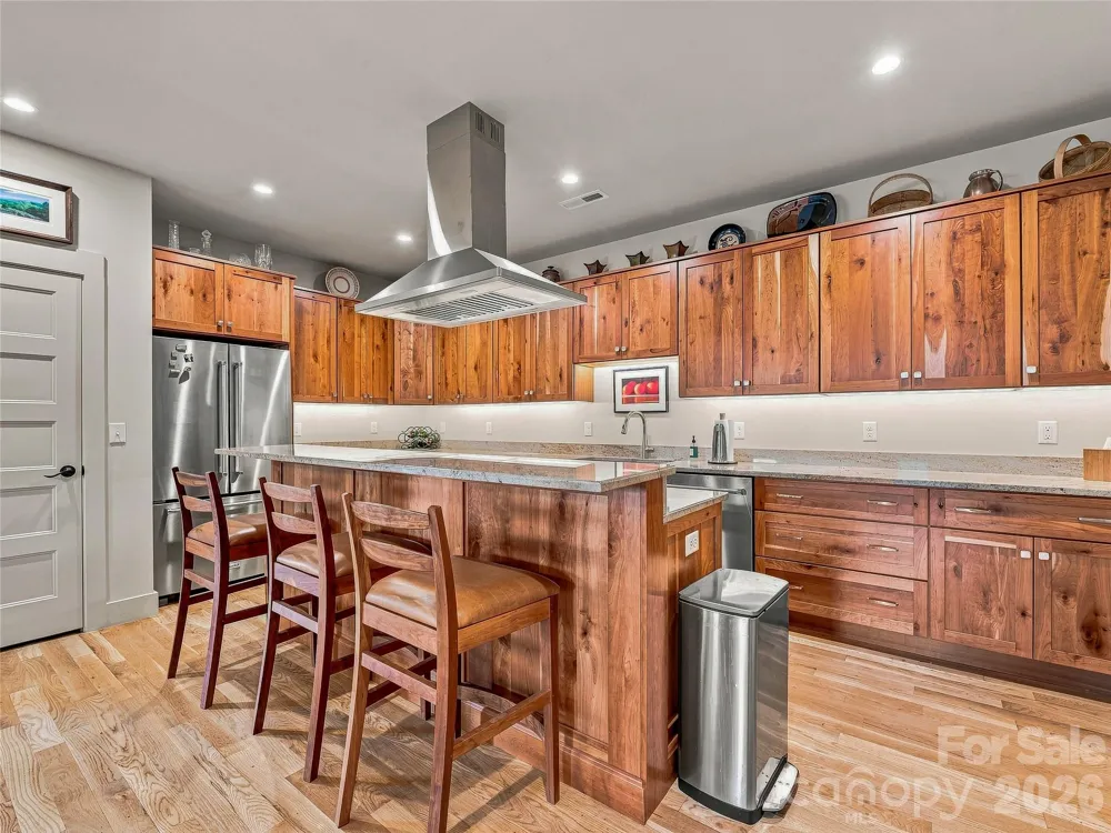 37 Ashe Park Circle Asheville, NC 28806
