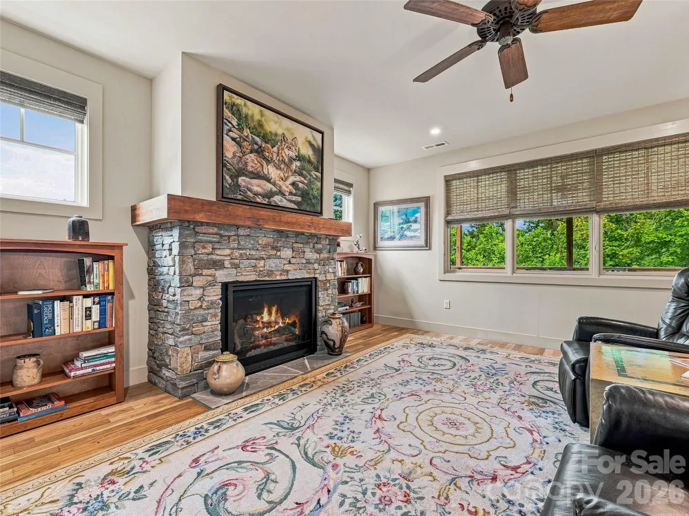 37 Ashe Park Circle Asheville, NC 28806
