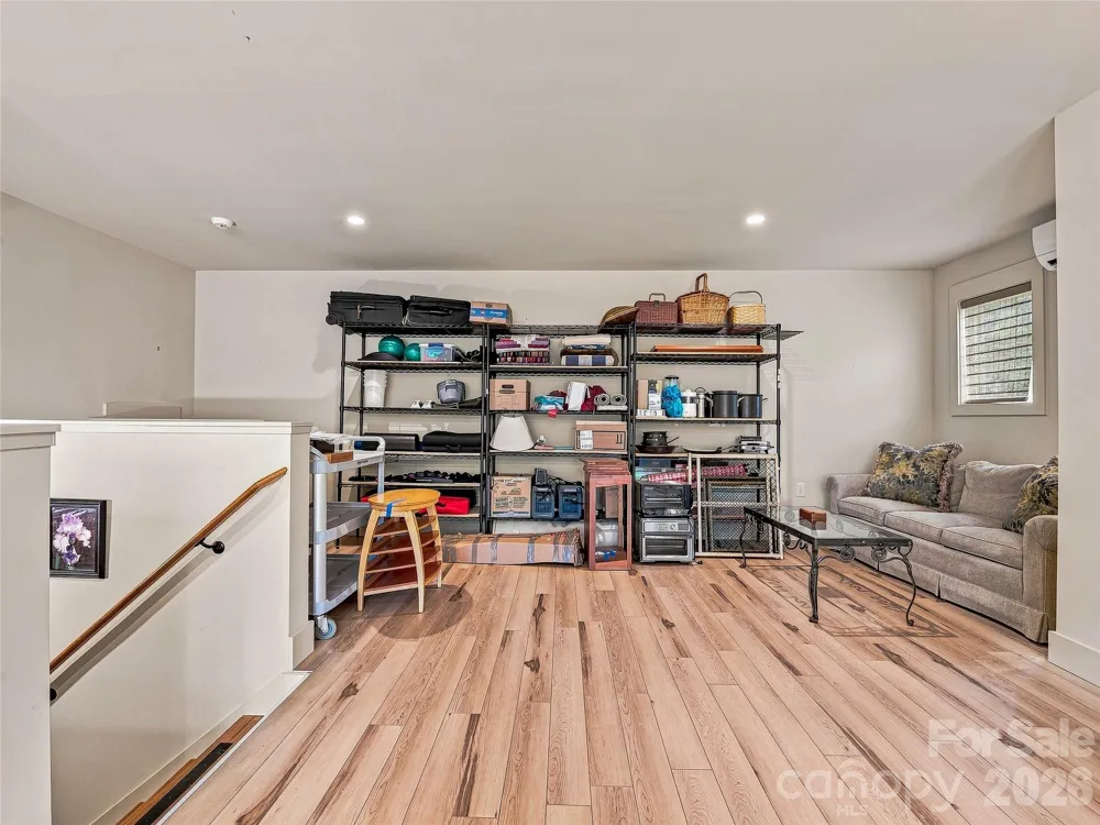 37 Ashe Park Circle Asheville, NC 28806