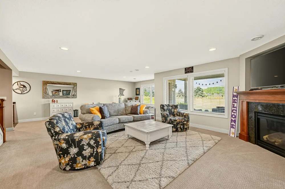 3887 Berkshire Road SW Rochester, MN 55902