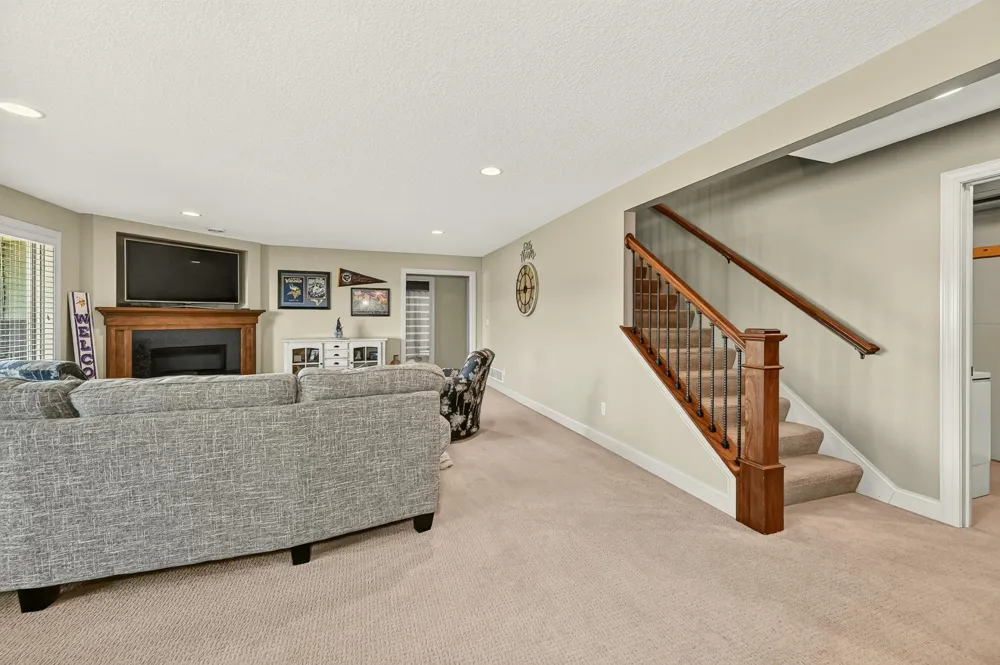 3887 Berkshire Road SW Rochester, MN 55902