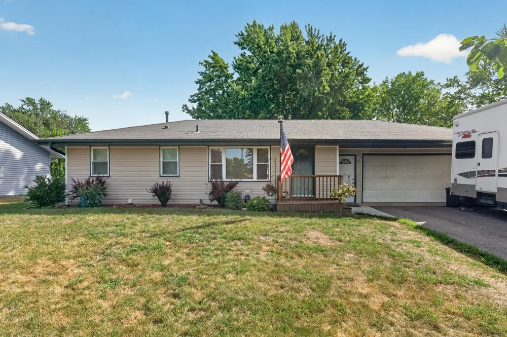8631 Imperial Avenue S Cottage Grove, MN 55016