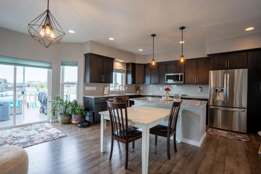 902 50th Avenue W West Fargo, ND 58078