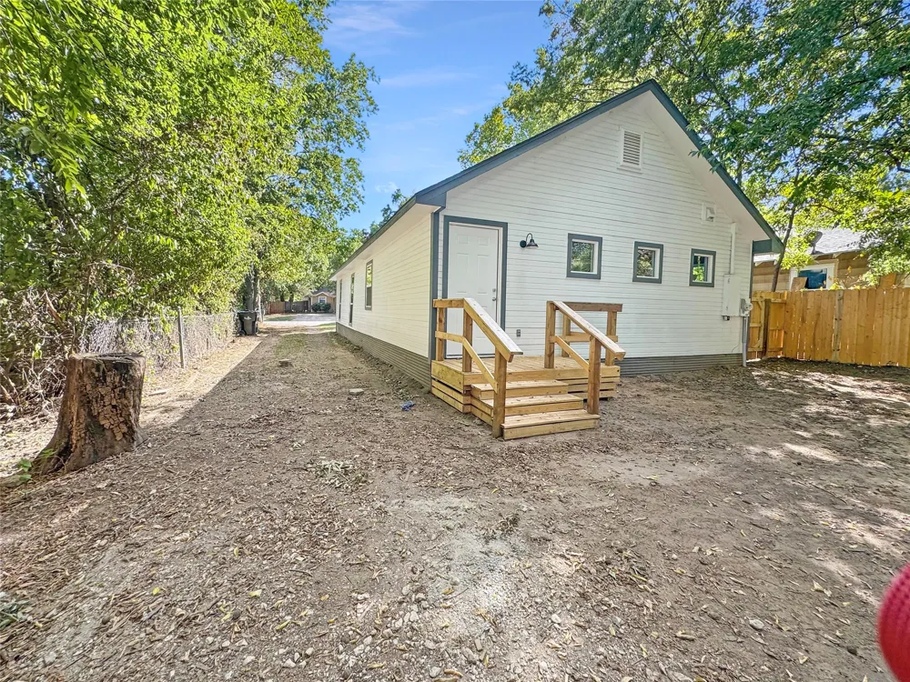 825 W Nelson Street Denison, TX 75020