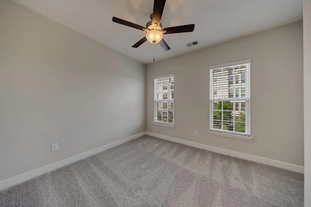 327 Hudson Way Woodstock, GA 30189