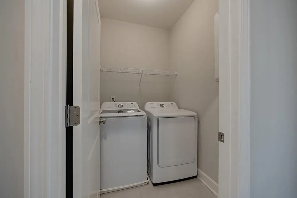 327 Hudson Way Woodstock, GA 30189