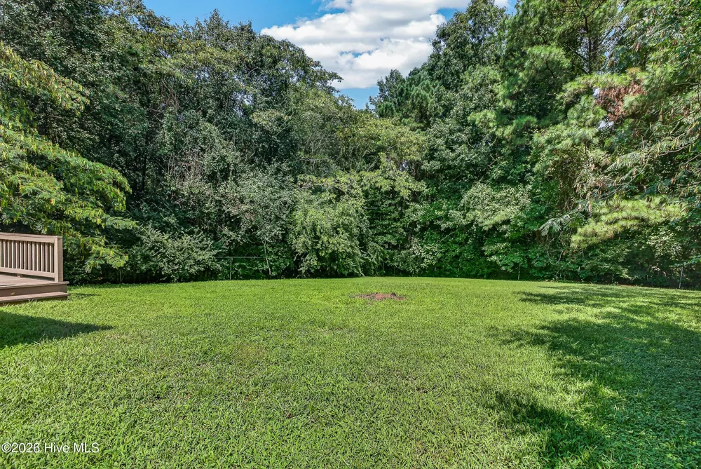 912 Laurel Lane Jacksonville, NC 28546