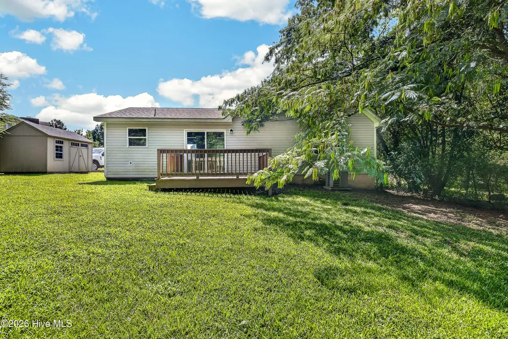 912 Laurel Lane Jacksonville, NC 28546