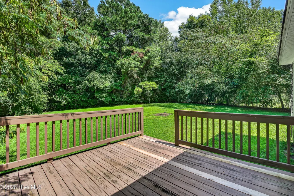 912 Laurel Lane Jacksonville, NC 28546