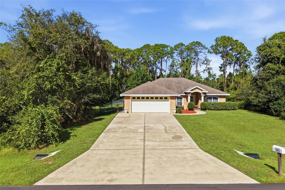 640 HIGHLANDS LAKE DRIVE Lake Placid, FL 33852