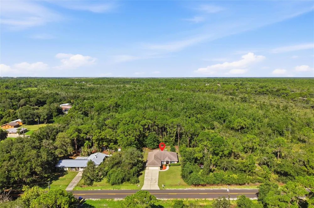 640 HIGHLANDS LAKE DRIVE Lake Placid, FL 33852