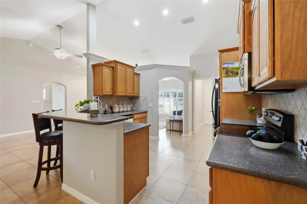 640 HIGHLANDS LAKE DRIVE Lake Placid, FL 33852