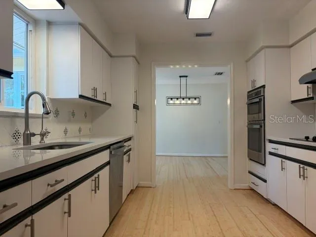 2720 GOLDENROD STREET Sarasota, FL 34239