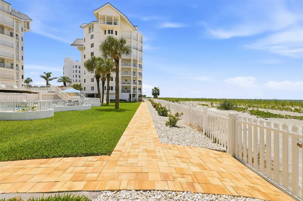 1586 GULF BOULEVARD #2502 Clearwater, FL 33767