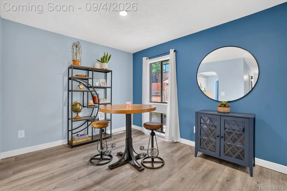 261 Heritage Commons Street SE Grand Rapids City, MI 49503