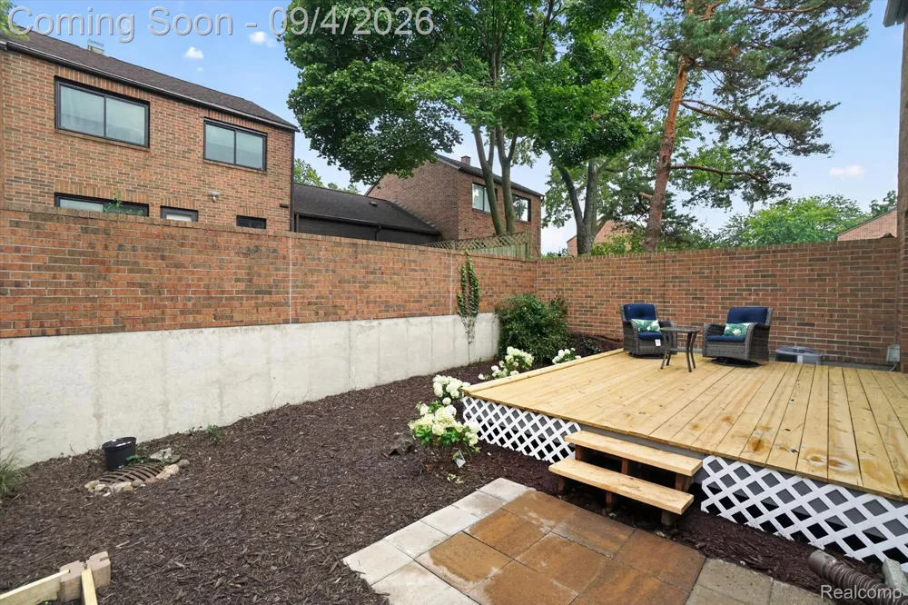 261 Heritage Commons Street SE Grand Rapids City, MI 49503