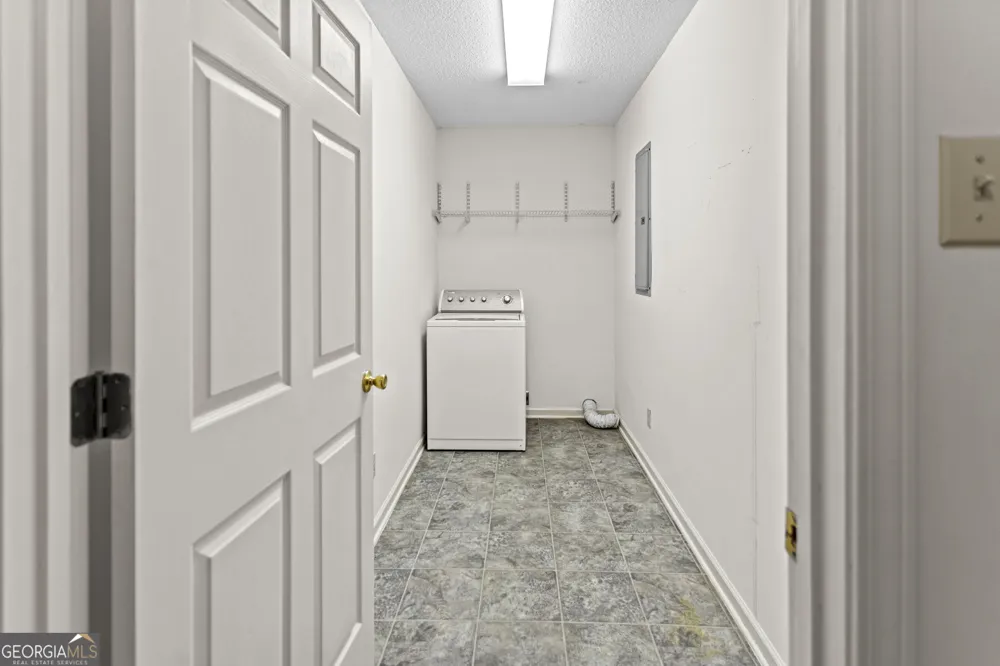 2131 Alexis DR Claxton, GA 30417