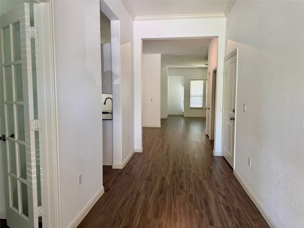 716 Allende Bend Austin, TX 78748