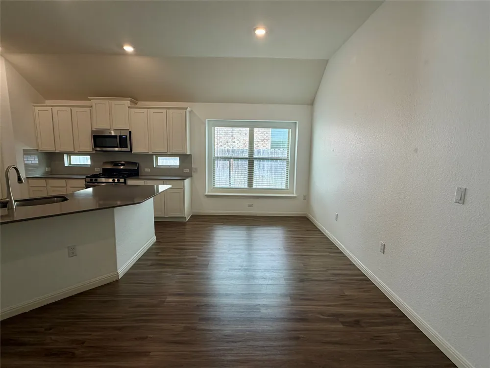 716 Allende Bend Austin, TX 78748