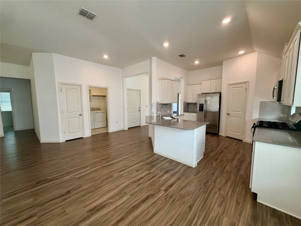 716 Allende Bend Austin, TX 78748