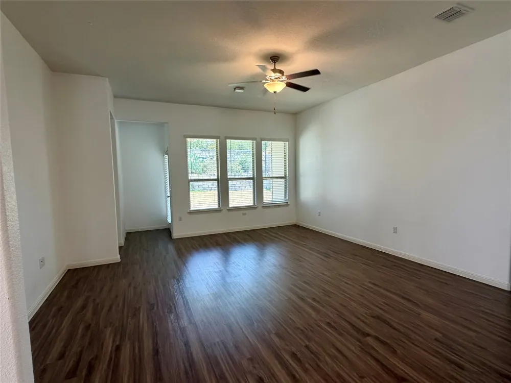 716 Allende Bend Austin, TX 78748