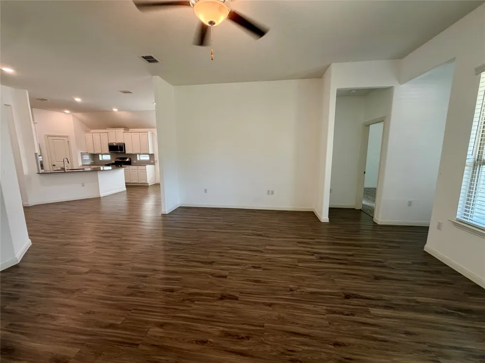 716 Allende Bend Austin, TX 78748
