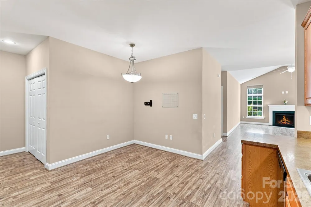 3225 Abbey Walk Lane Matthews, NC 28105