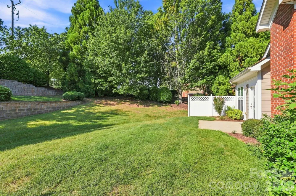 3225 Abbey Walk Lane Matthews, NC 28105