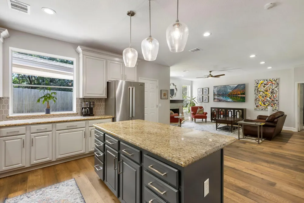 98 W Night Heron Place The Woodlands, TX 77382