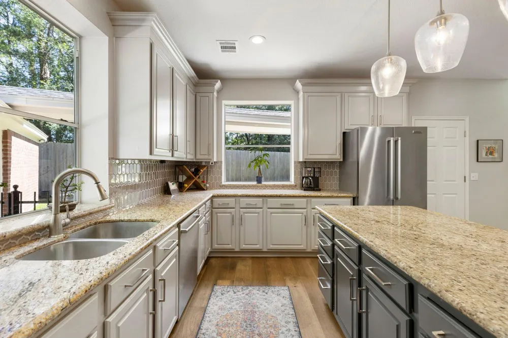 98 W Night Heron Place The Woodlands, TX 77382